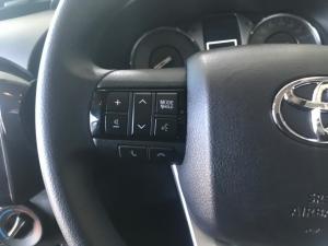 Toyota Hilux 2.4 GD-6 RB RaiderE/CAB - Image 9