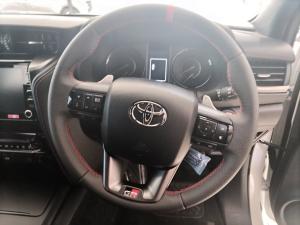 Toyota Fortuner 2.8GD-6 4X4 GR-S automatic - Image 8
