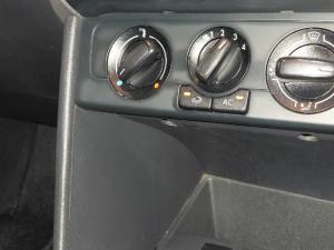 Volkswagen Polo Vivo 1.4 Trendline - Image 16