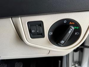 Volkswagen Polo 1.6 - Image 9