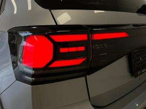 Volkswagen T-CROSS 1.0 TSI Life DSG - Image 12