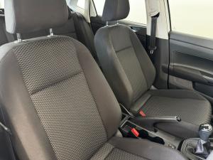 Volkswagen Polo 1.0 TSI - Image 9