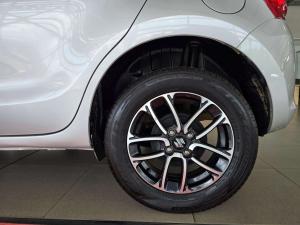 Suzuki Swift 1.2 GLX - Image 10