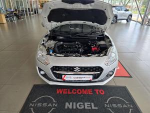 Suzuki Swift 1.2 GLX - Image 9