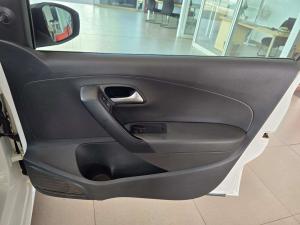 Volkswagen Polo Vivo 1.4 Trendline - Image 13