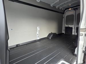 Ford Transit 2.2 Tdci Elwb 114KWP/V - Image 3