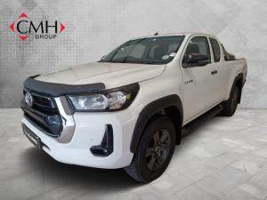 Toyota Hilux 2.4GD-6 Xtra cab Raider manual - Image 1