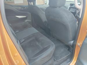 Nissan Navara 2.3D double cab 4x4 LE auto - Image 8