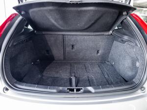 Volvo V40 T2 Kinetic - Image 10