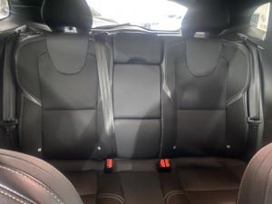 Volvo V40 T2 Kinetic - Image 6