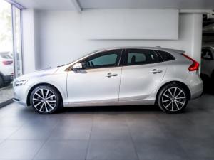 Volvo V40 T2 Kinetic - Image 6