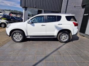 Isuzu mu-X 3.0 - Image 2