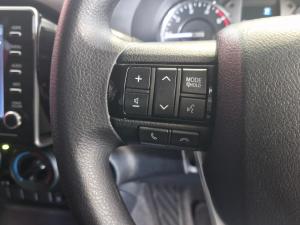 Toyota Hilux 2.4GD-6 double cab 4x4 Raider auto - Image 17