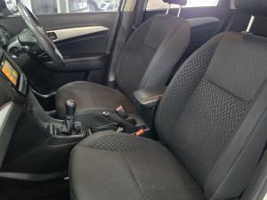 Suzuki Vitara Brezza 1.5 GLX - Image 16