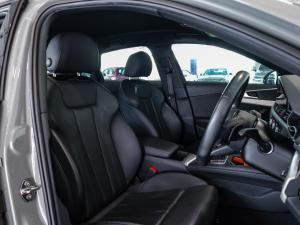 Audi A4 35TFSI Advanced - Image 11