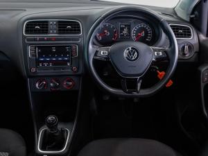 Volkswagen Polo Vivo hatch 1.6 Highline - Image 15