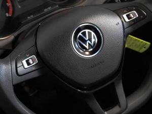 Volkswagen Polo Vivo hatch 1.6 Comfortline auto - Image 21