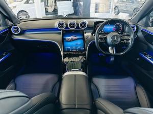 Mercedes-Benz C-Class C200 Avantgarde - Image 3
