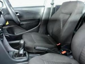 Volkswagen Polo Vivo hatch 1.4 Comfortline - Image 12