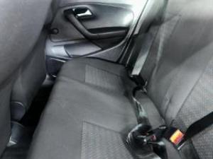 Volkswagen Polo Vivo hatch 1.4 Comfortline - Image 13