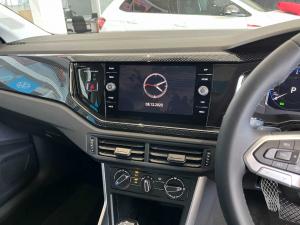 Volkswagen Polo hatch 1.0TSI Life auto - Image 10