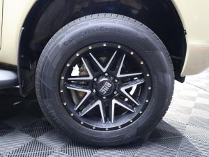 Toyota Hilux 2.4GD-6 single cab Raider manual - Image 7