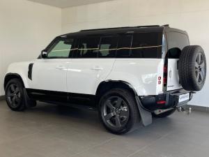 Land Rover Defender 110 D350 X-Dynamic HSE - Image 4