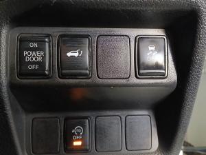 Nissan X-Trail 1.6dCi 4x4 Tekna - Image 17