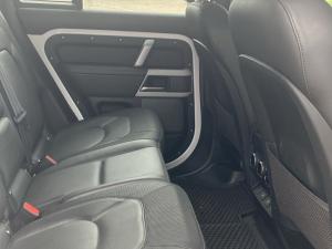 Land Rover Defender 110 D300 X-Dynamic HSE - Image 14