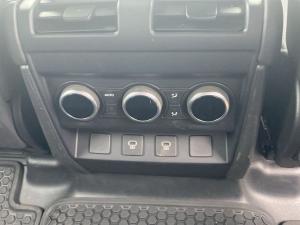 Land Rover Defender 110 D300 X-Dynamic HSE - Image 15
