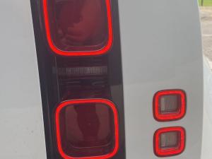 Land Rover Defender 110 D300 X-Dynamic HSE - Image 7