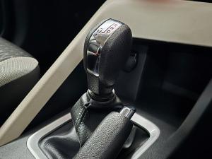 Nissan Magnite 1.0 Visia auto - Image 13