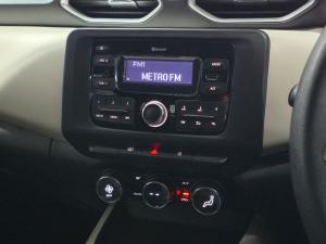 Nissan Magnite 1.0 Visia auto - Image 14