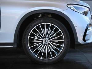Mercedes-Benz GLC GLC220d 4Matic Avantgarde - Image 23