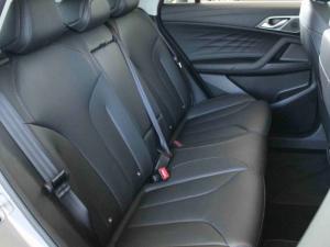 MG HS 2.0T Luxury - Image 17