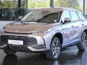 MG HS 2.0T Luxury - Image 1