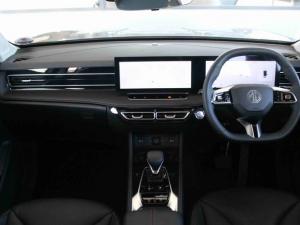 MG HS 2.0T Luxury - Image 20