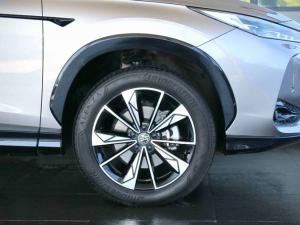 MG HS 2.0T Luxury - Image 23