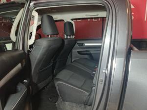 Toyota Hilux 2.8GD-6 double cab 4x4 Raider auto - Image 18