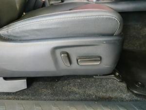 Toyota Hilux 2.8GD-6 Xtra cab 4x4 Legend auto - Image 13