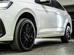 Volkswagen Polo sedan 1.6 Life auto - Image 12