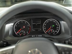 Volkswagen Polo sedan 1.6 Life auto - Image 13