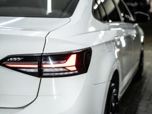 Volkswagen Polo sedan 1.6 Life auto - Image 9