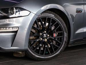 Ford Mustang 5.0 GT fastback - Image 3