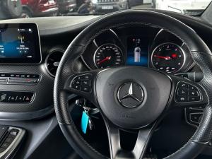 Mercedes-Benz V-Class V300d Exclusive - Image 15
