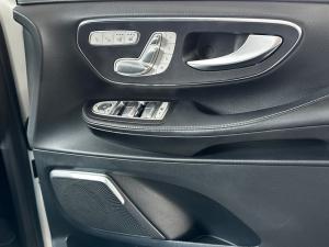 Mercedes-Benz V-Class V300d Exclusive - Image 17
