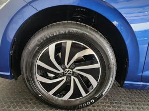 Volkswagen Polo hatch 1.0TSI Life manual - Image 9