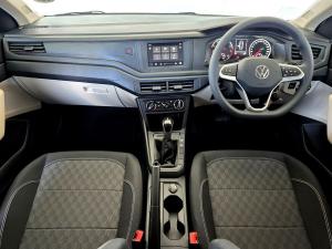 Volkswagen Polo sedan 1.6 auto - Image 12