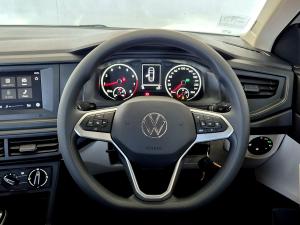 Volkswagen Polo sedan 1.6 auto - Image 13