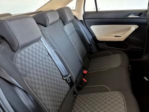 Volkswagen Polo sedan 1.6 auto - Image 19